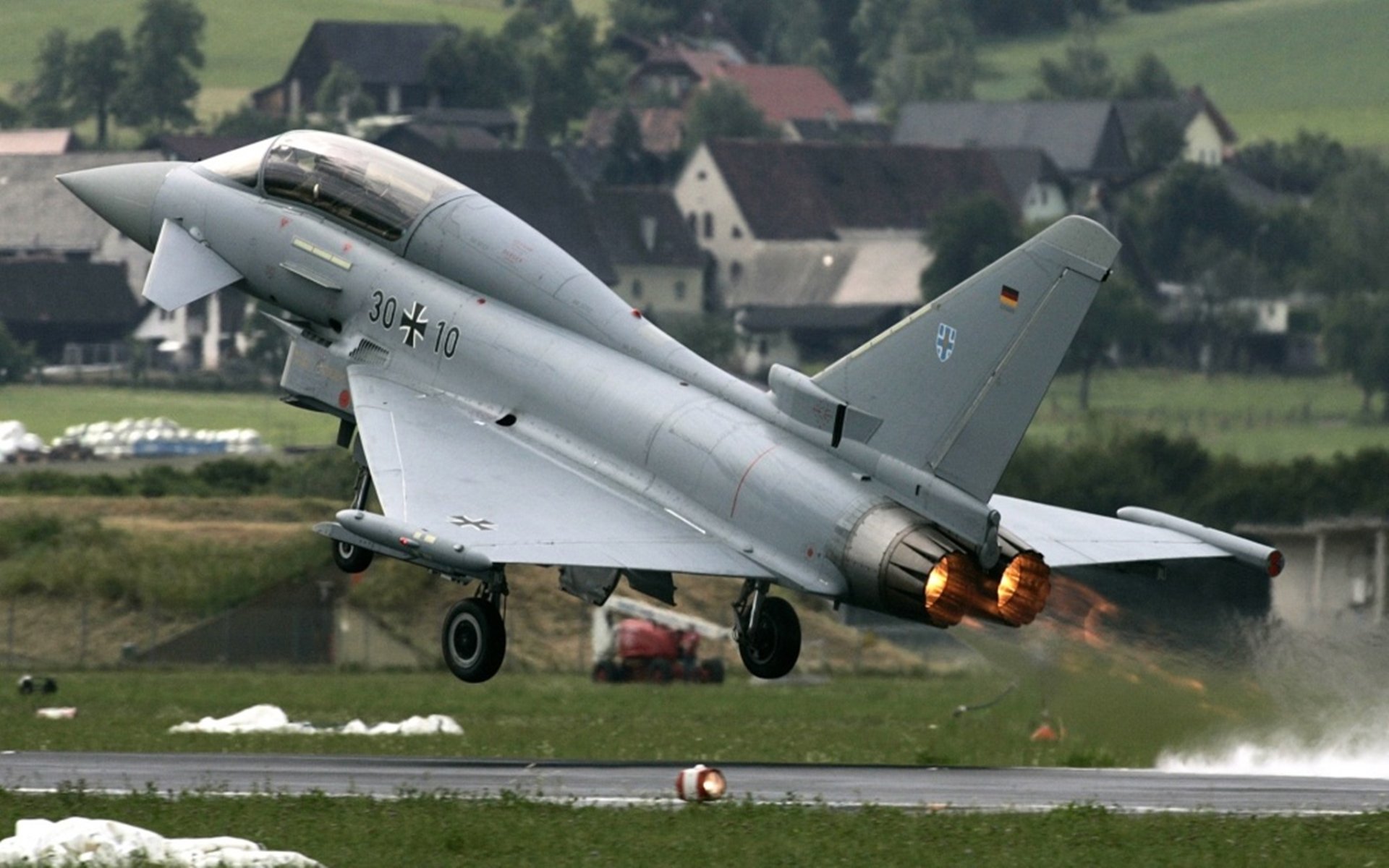 开云网页版登录入口-关注青少年安全和健康，推动台球运动规范化发展，青少年打台球